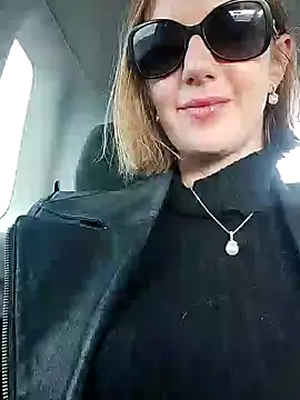 TopsyWilde online show from 12.15.24