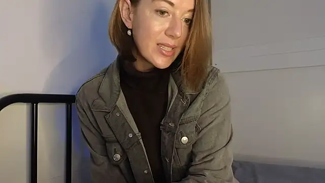 TopsyWilde online show from 07.02.26