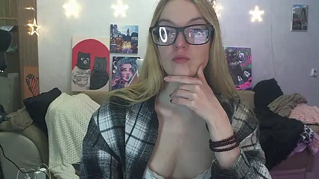 SecretSophia online show from 03.01.26