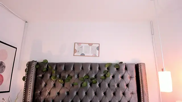 Snapshot of Kim_Blane chatting on 01.24.25 Kim Blane online show from 01.24.25