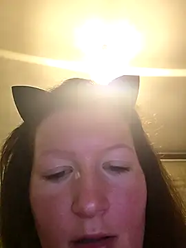 Snapshot of Analimado18 chatting on 09.15.25 Analimado18 online show from 09.15.25