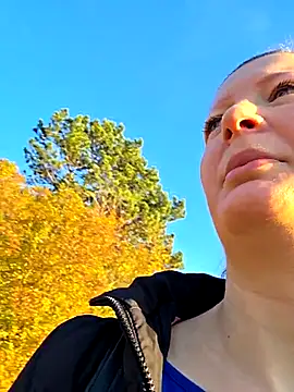 Snapshot of Analimado18 chatting on 11.01.25 Analimado18 online show from 11.01.25