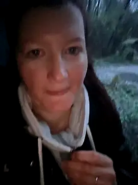 Snapshot of Analimado18 chatting on 11.22.25 Analimado18 online show from 11.22.25