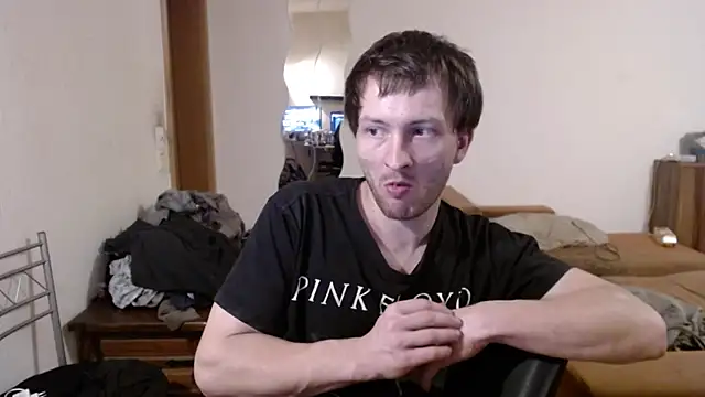 Snapshot of sexymann92 chatting on 10.28.25 sexymann92 online show from 10.28.25