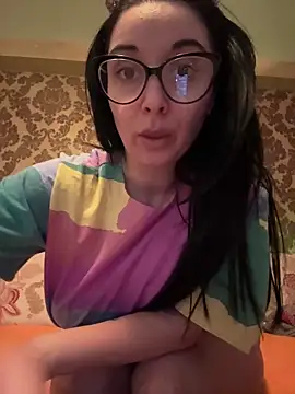 YreneRay online show from 01.20.25