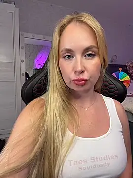 Kitty Ricky online show from 04.11.26