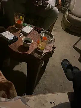 Snapshot of stevesaa chatting on 11.24.25 stevesaa online show from 11.24.25