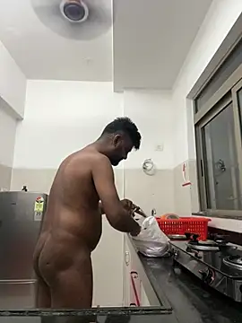 Snapshot of HIMSEXY chatting on 02.06.25 HIMSEXY online show from 02.06.25