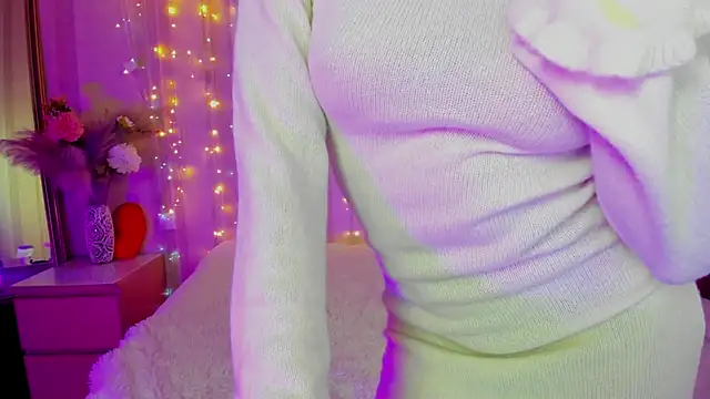 Danielle Thomas online show from 03.13.25