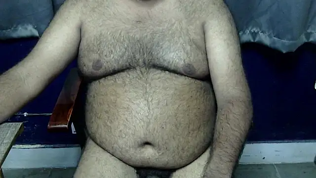 Snapshot of hairysubcub_70 chatting on 07.02.26 hairysubcub 70 online show from 07.02.26
