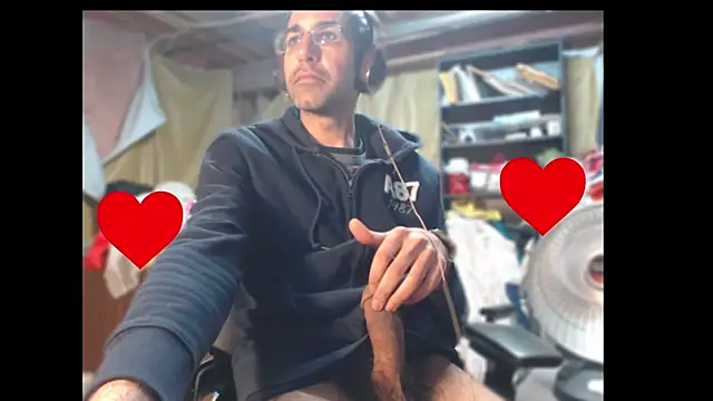 Snapshot of Gsmile1 chatting on 03.15.25 Gsmile1 online show from 03.15.25