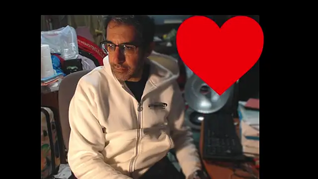 Snapshot of Gsmile1 chatting on 02.28.26 Gsmile1 online show from 02.28.26