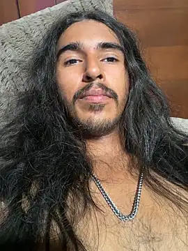 Snapshot of jrrichforever chatting on 11.17.25 jrrichforever online show from 11.17.25