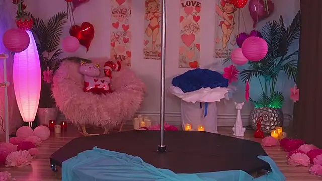 Snapshot of KittyCaitlin chatting on 02.16.26 KittyCaitlin online show from 02.16.26