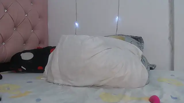 karlota 28 online show from 02.15.25