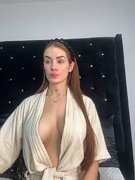 SofiaCarter online show from 12.27.24