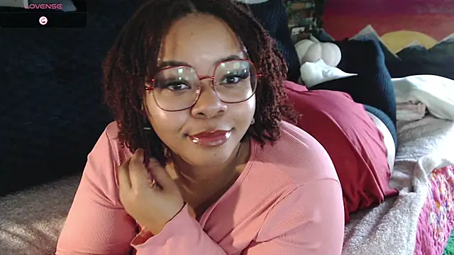 Snapshot of -khayaparker chatting on 12.27.24 -khayaparker online show from 12.27.24