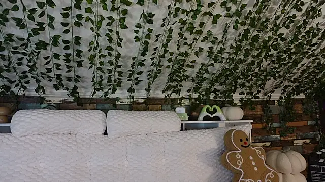 Snapshot of -khayaparker chatting on 03.09.25 -khayaparker online show from 03.09.25