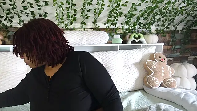 Snapshot of -khayaparker chatting on 03.13.25 -khayaparker online show from 03.13.25