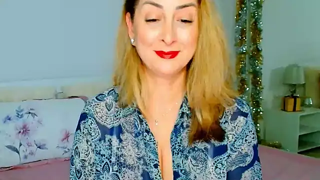 Tyana40 online show from 01.10.25