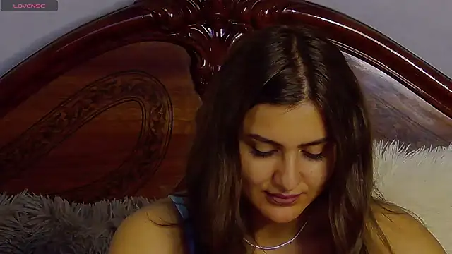 NicolePlay online show from 11.06.25