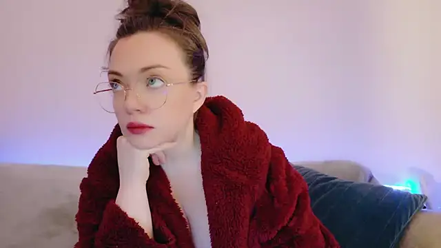 Snapshot of FemDom_RubyKnightXXO chatting on 03.12.25 FemDom RubyKnightXXO online show from 03.12.25