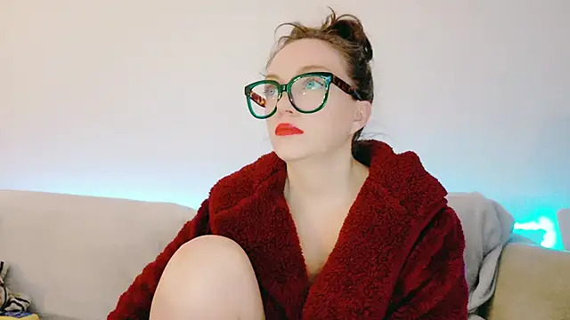 Snapshot of FemDom_RubyKnightXXO chatting on 03.19.25 FemDom RubyKnightXXO online show from 03.19.25