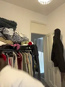 Snapshot of FemDom_RubyKnightXXO chatting on 10.21.25 FemDom RubyKnightXXO online show from 10.21.25