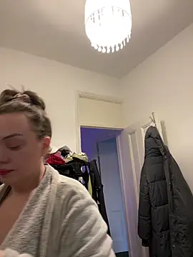 Snapshot of FemDom_RubyKnightXXO chatting on 12.16.25 FemDom RubyKnightXXO online show from 12.16.25