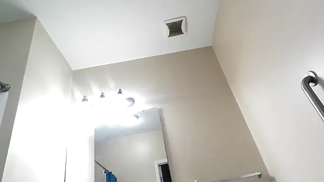 Snapshot of RinsingWood84 chatting on 01.19.26 RinsingWood84 online show from 01.19.26