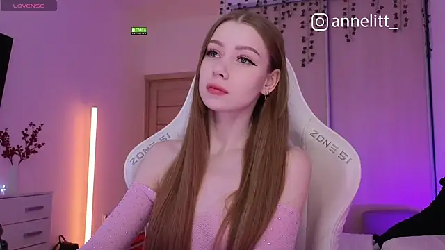 Annelitt online show from 12.16.25