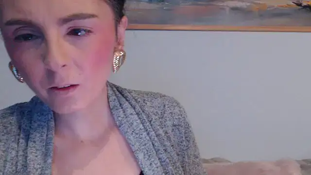 Snapshot of cleophee chatting on 12.02.25 cleophee online show from 12.02.25