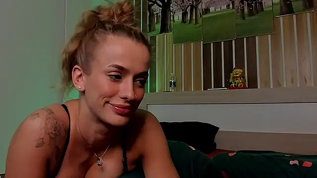 Dora Banks online show from 04.29.26