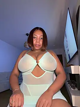 Snapshot of kataryna69 chatting on 11.18.25 kataryna69 online show from 11.18.25