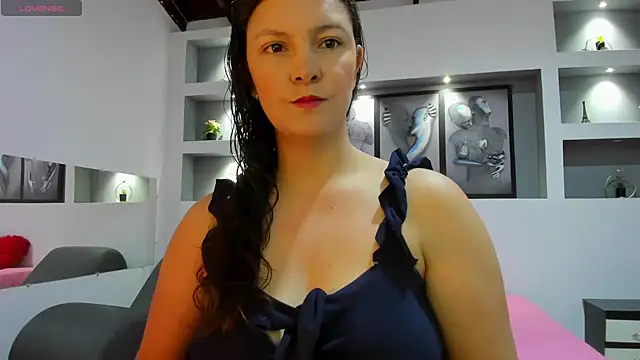 Snapshot of ambar_sex10 chatting on 10.03.25 ambar sex10 online show from 10.03.25