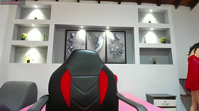 Snapshot of ambar_sex10 chatting on 10.21.25 ambar sex10 online show from 10.21.25