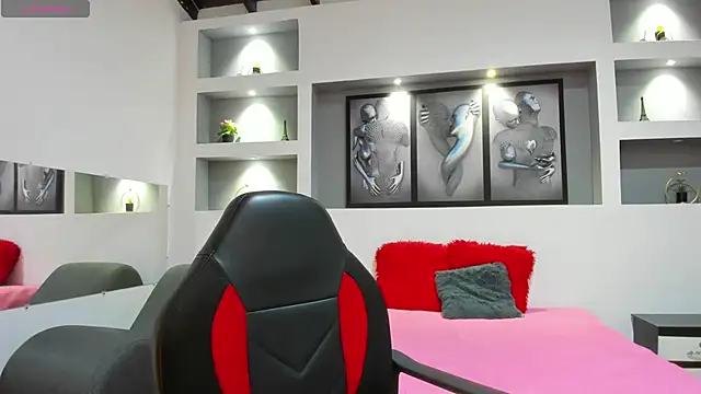 Snapshot of ambar_sex10 chatting on 10.26.25 ambar sex10 online show from 10.26.25