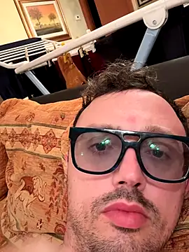 minga1995 online show from 12.19.25