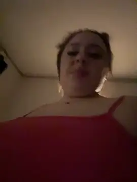 Sara Slow online show from 03.04.25