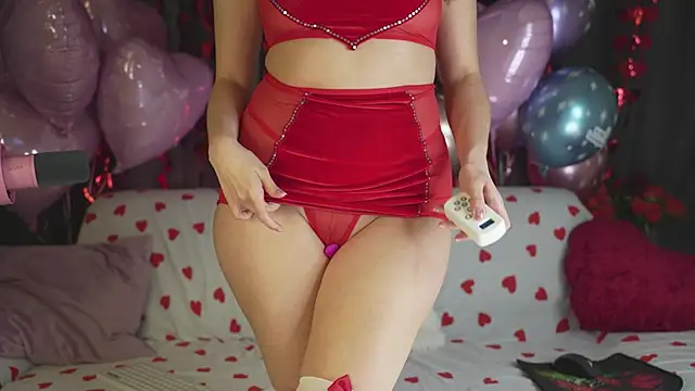 Snapshot of thelissawayne chatting on 02.15.25 thelissawayne online show from 02.15.25