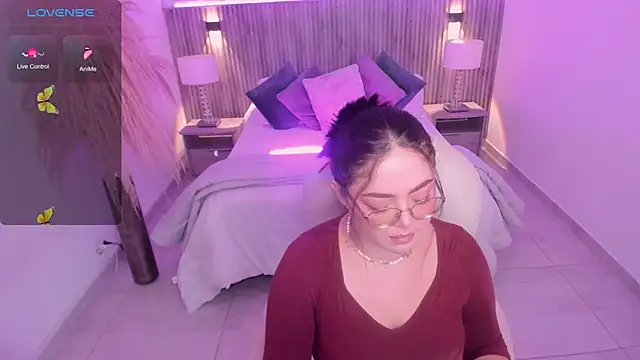 emmy walker online show from 10.24.25