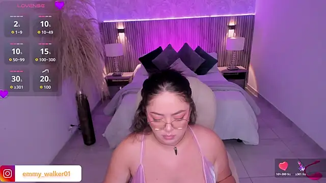 emmy walker online show from 10.28.25