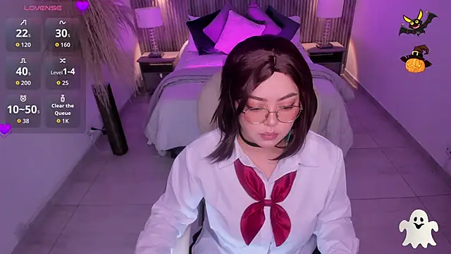 emmy walker online show from 10.31.25