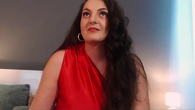 Snapshot of itsyourlady chatting on 05.18.26 itsyourlady online show from 05.18.26