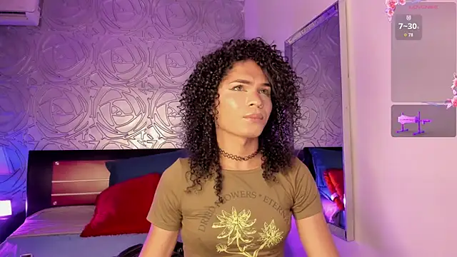 Snapshot of vennus1_ chatting on 10.30.25 vennus1 online show from 10.30.25