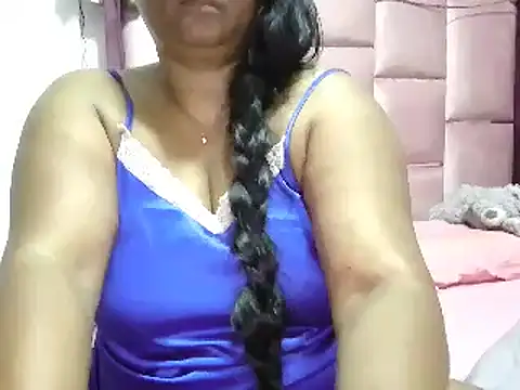 Snapshot of IndianDelia chatting on 03.23.26 IndianDelia online show from 03.23.26