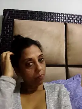 Mahi4luv online show from 10.24.25