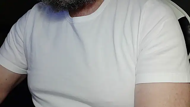 Snapshot of usdirtymikee9 chatting on 02.04.26 usdirtymikee9 online show from 02.04.26