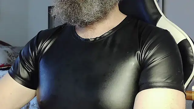 Snapshot of usdirtymikee9 chatting on 02.22.26 usdirtymikee9 online show from 02.22.26