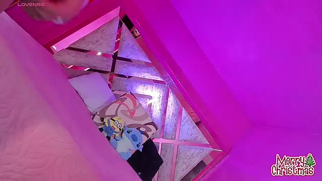 anapuala sexxx online show from 12.25.24